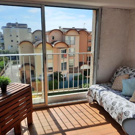 Sur Le Port, Studio Avec Vue Sur La Marina Apartment Gruissan Exterior photo
